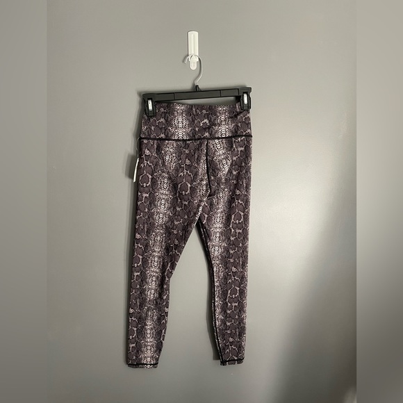 Varley Snakeskin Printed Leggings Womens Size Small NWT - Picture 7 of 7